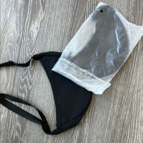 Black Shoulder Bag - Picture 2 of 3